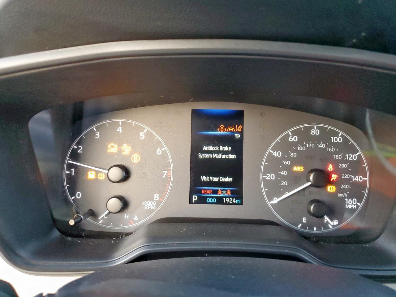 TOYOTA COROLLA CROSS L