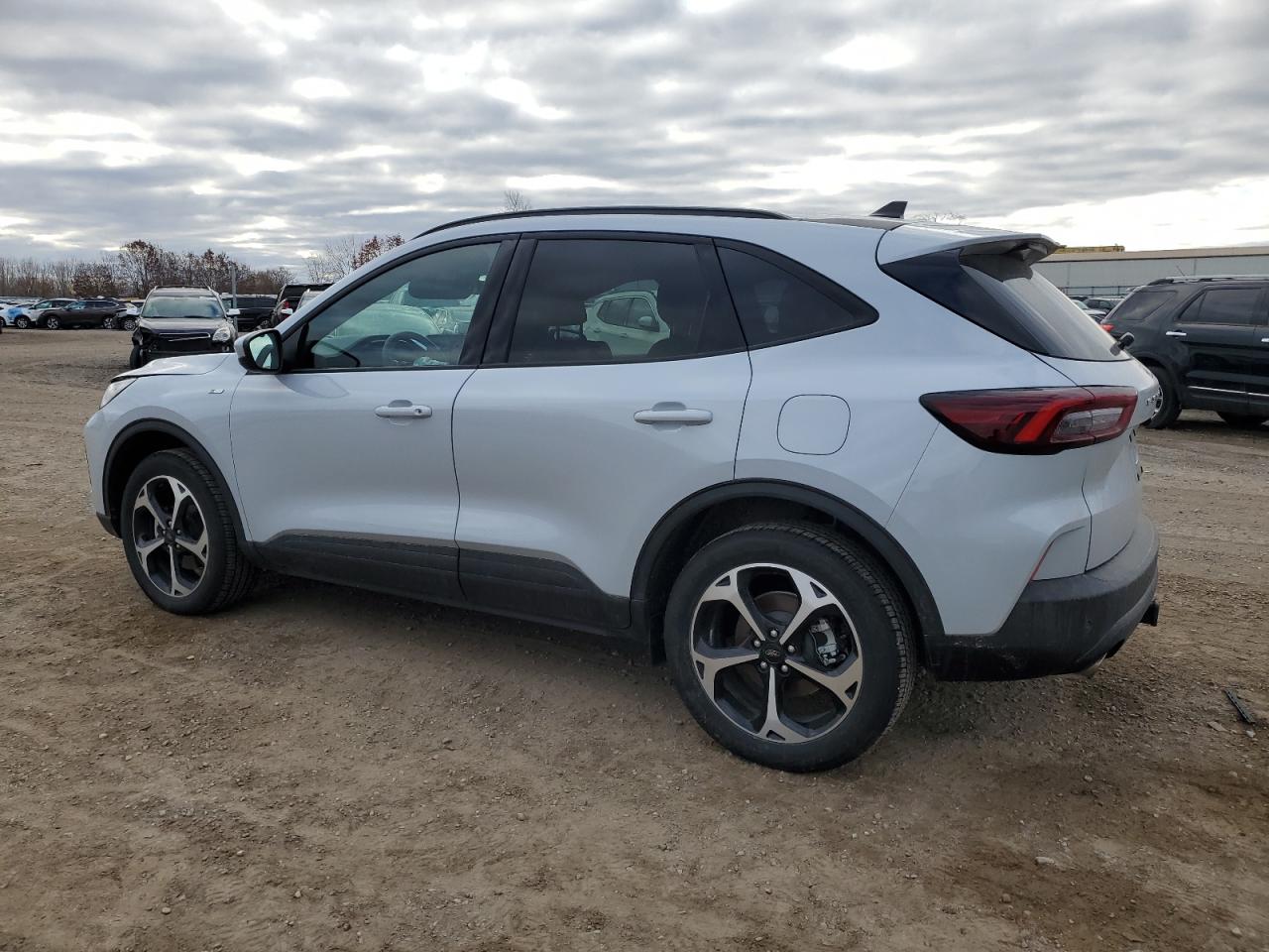 FORD ESCAPE ST LINE SELECT