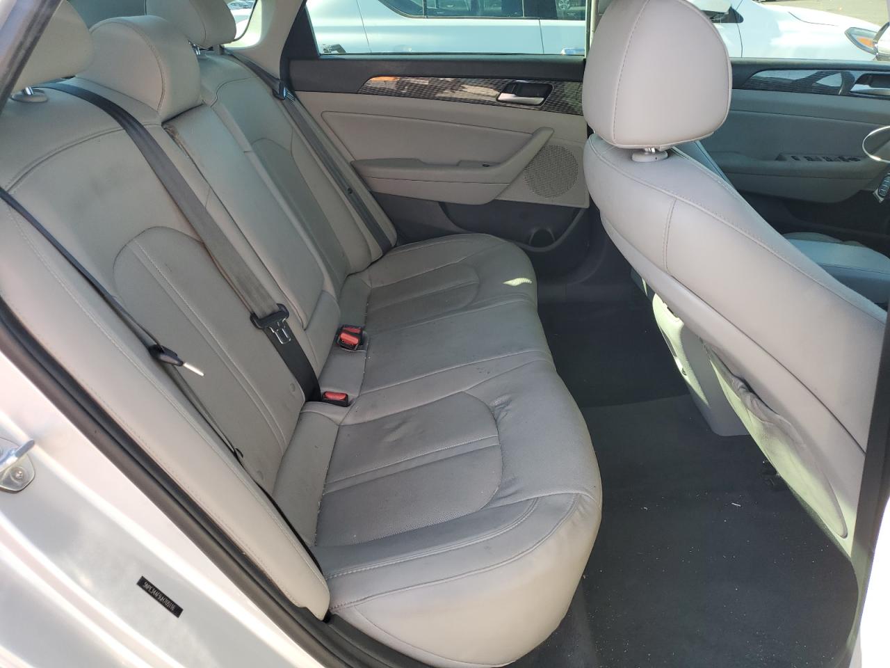 HYUNDAI SONATA SPORT