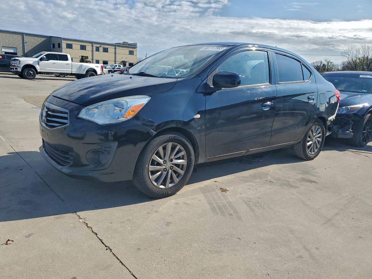 MITSUBISHI MIRAGE G4 ES