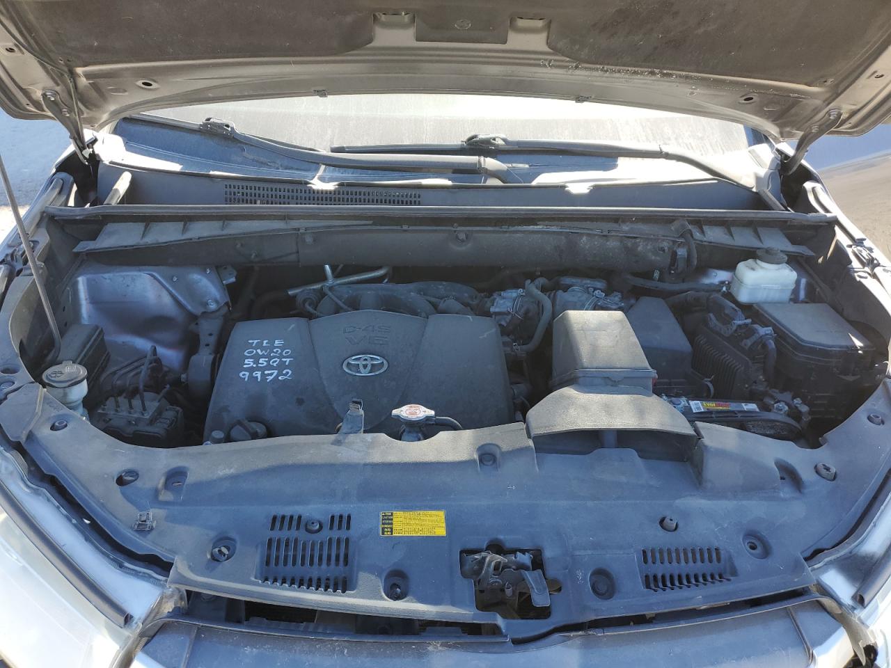 TOYOTA HIGHLANDER SE