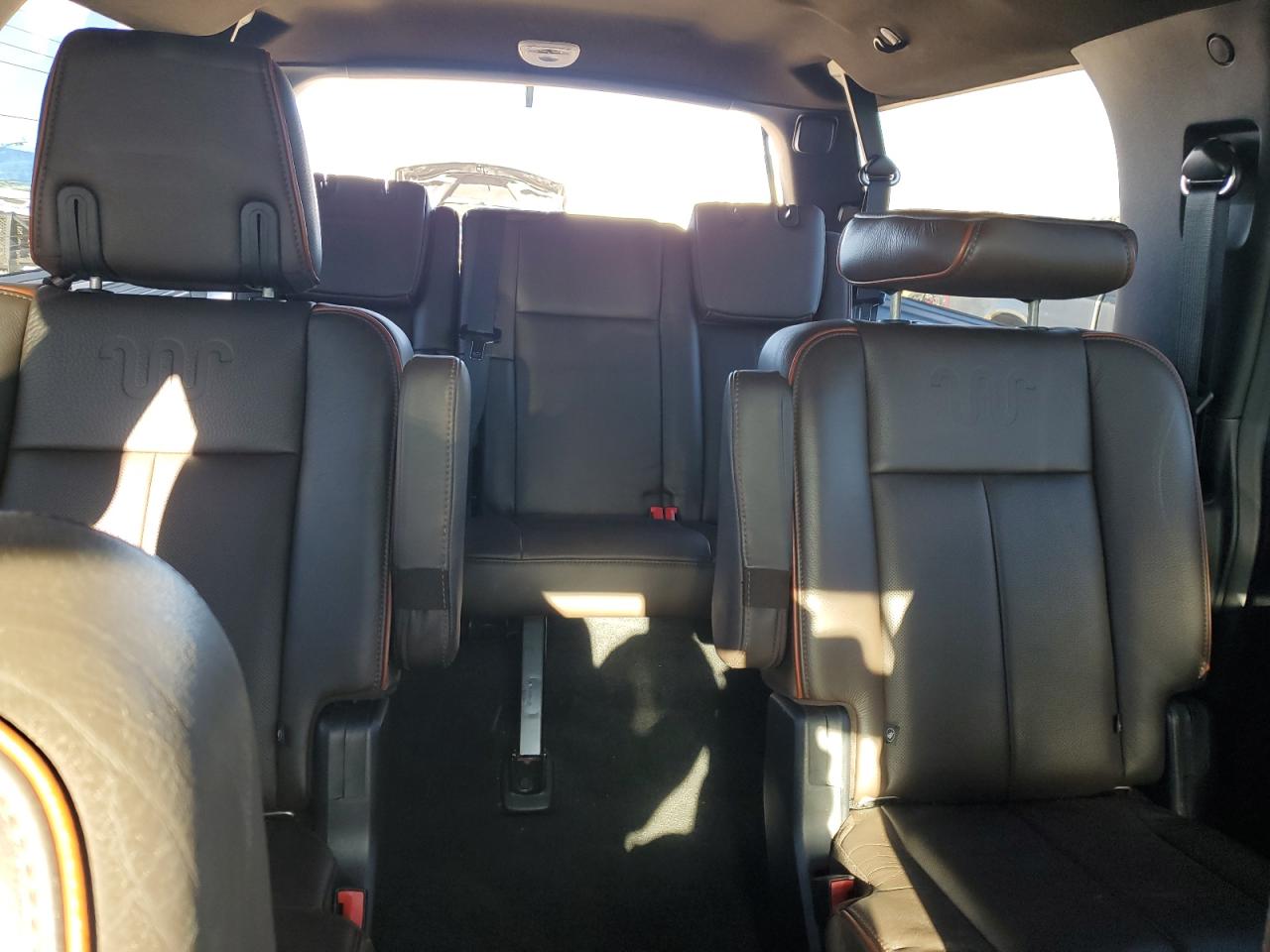 FORD EXPEDITION EL XLT