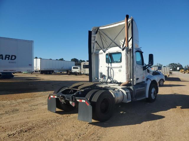 2018 PETERBILT TRACTOR 579 #3292402264