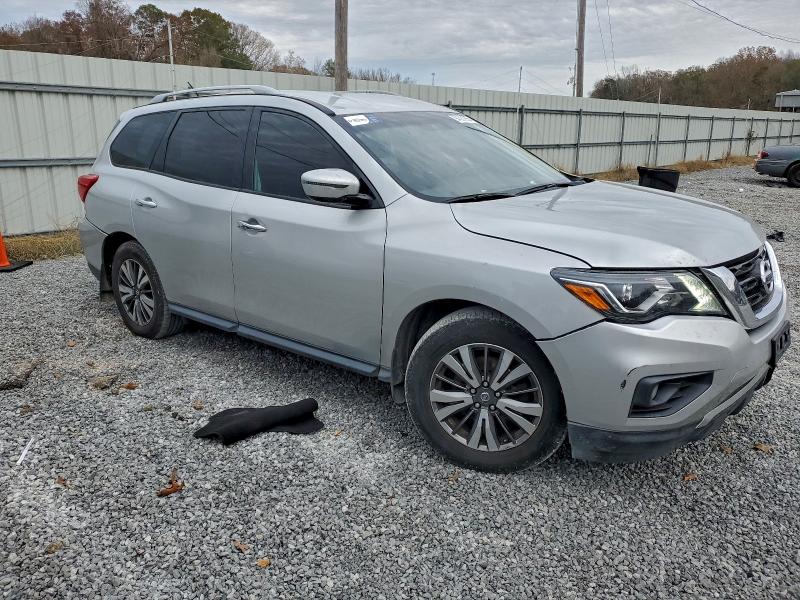 2018 NISSAN PATHFINDER #3301705379