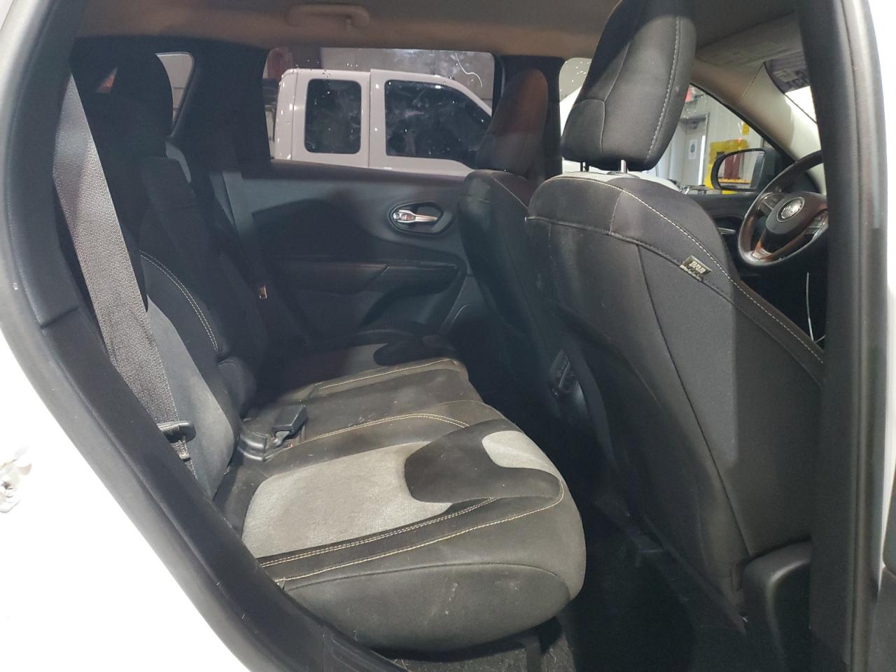 JEEP GRAND CHEROKEE SPORT