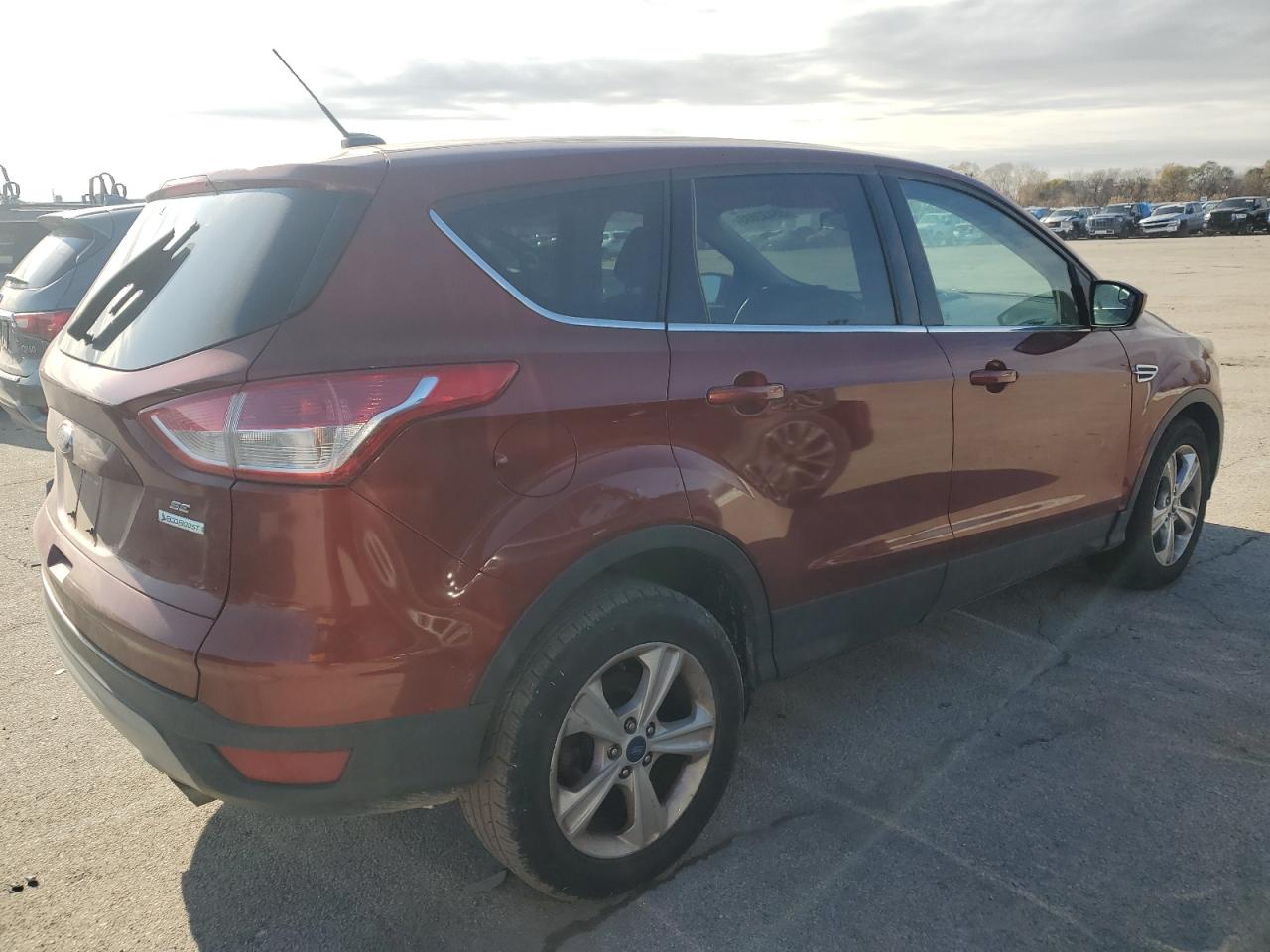 FORD ESCAPE SE