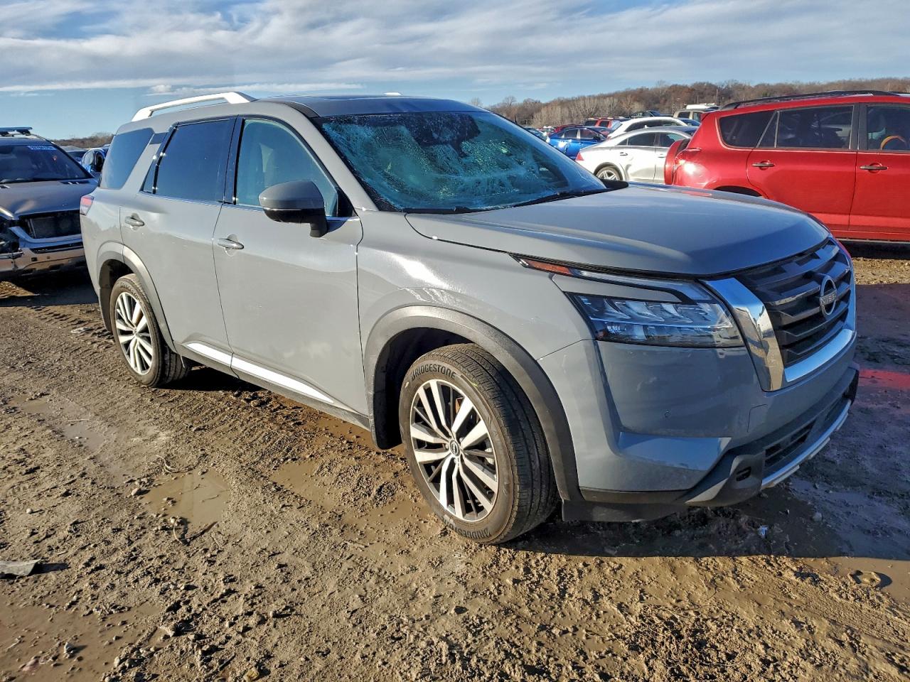 NISSAN PATHFINDER PLATINUM