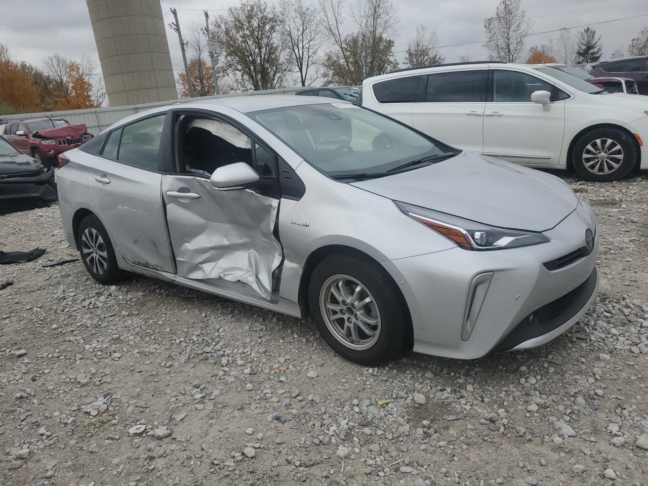 TOYOTA PRIUS LE