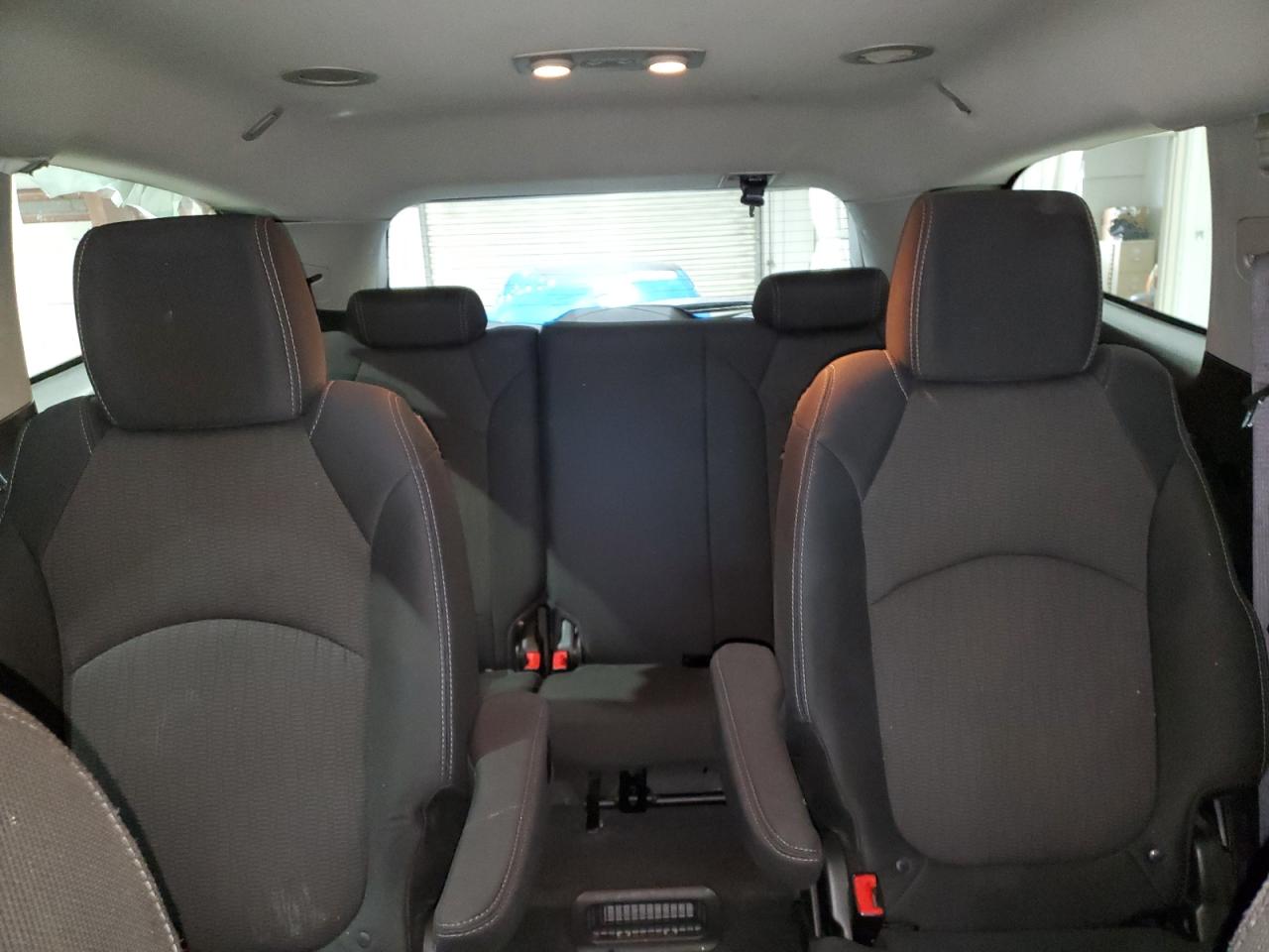 CHEVROLET TRAVERSE LT