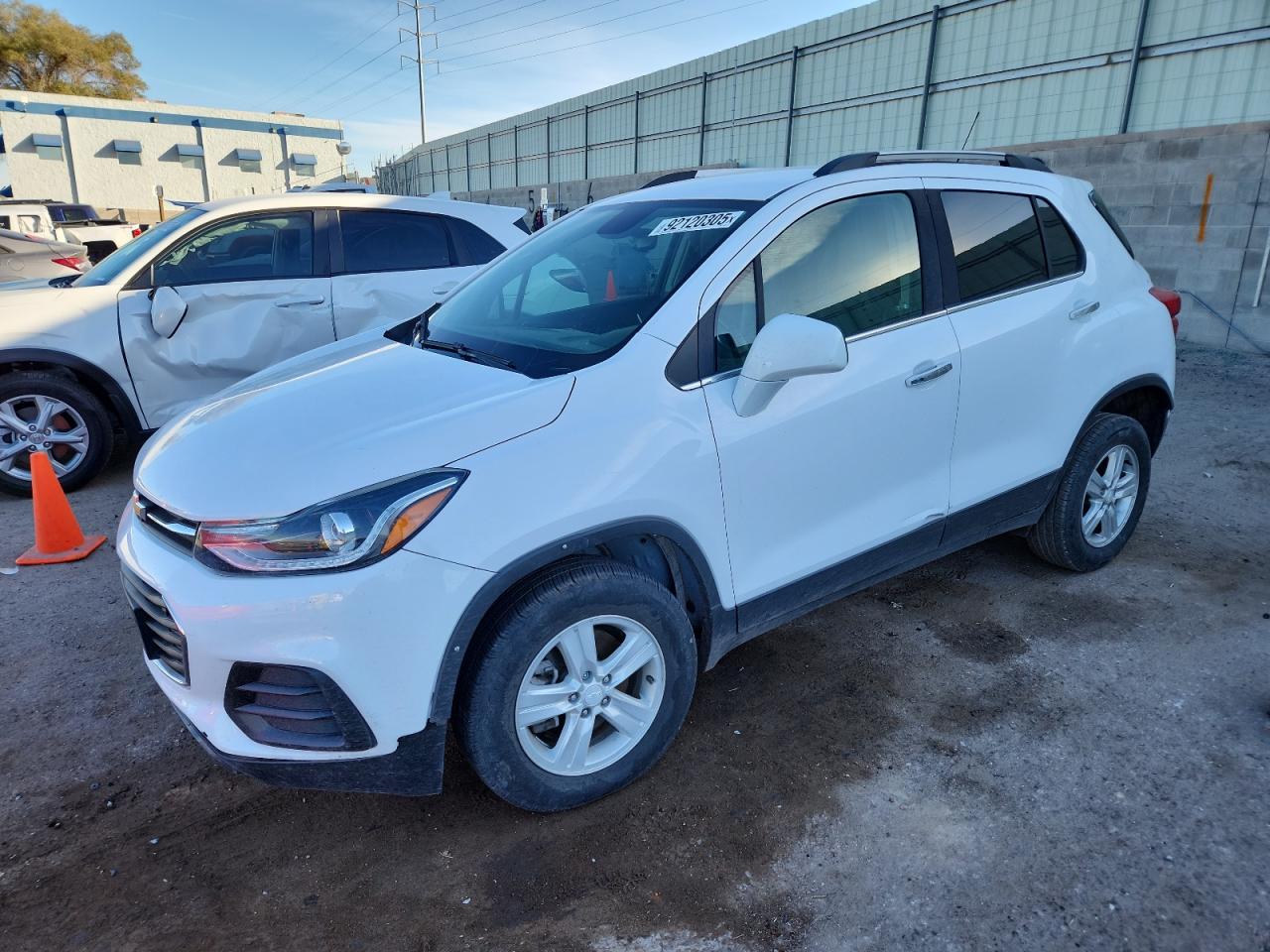 Lot #3285907571 2020 CHEVROLET TRAX 1LT