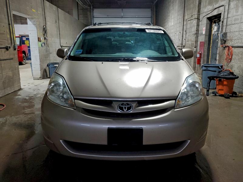 2006 TOYOTA SIENNA XLE #3296901836