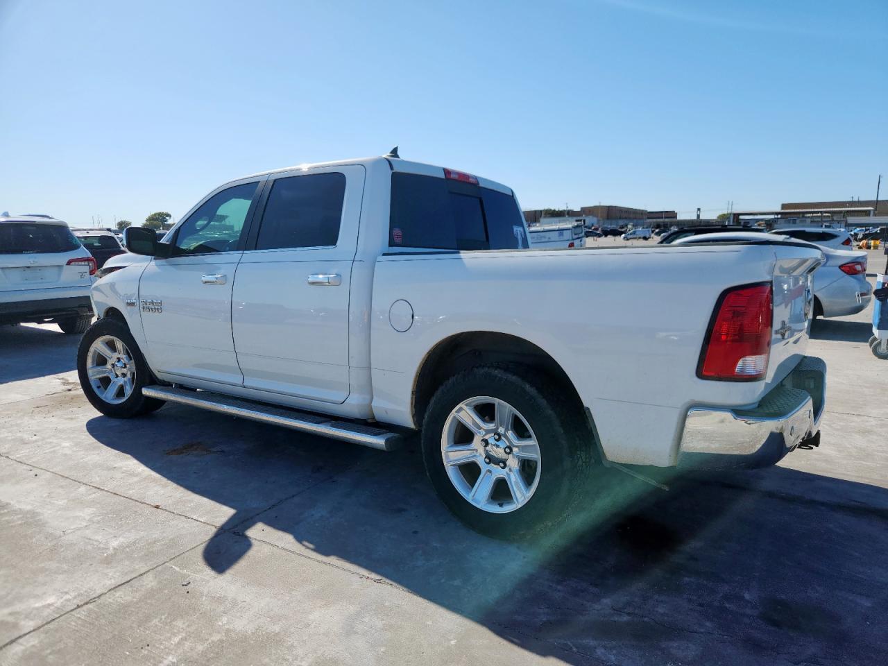 RAM 1500 SLT