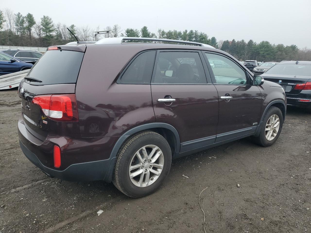 KIA SORENTO LX