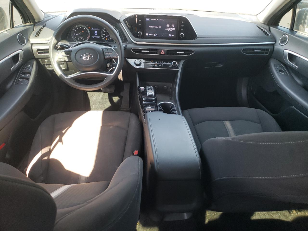 Lot #3302885965 2023 HYUNDAI SONATA SE