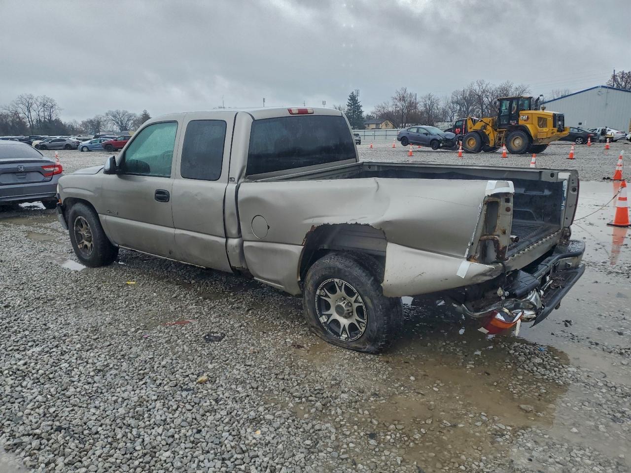 Lot #3303727474 2001 CHEVROLET SILVERADO