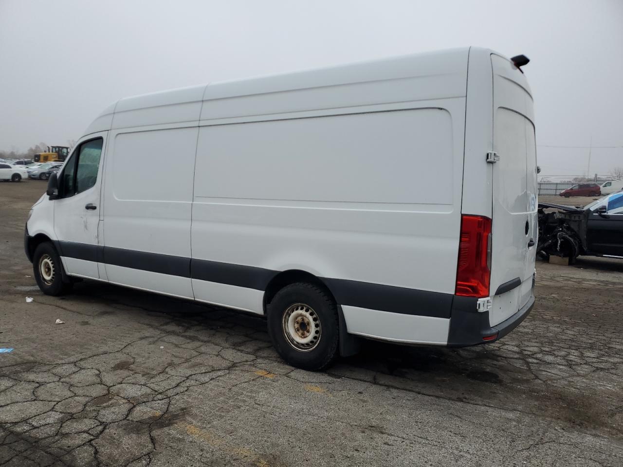 MERCEDES-BENZ SPRINTER 2500