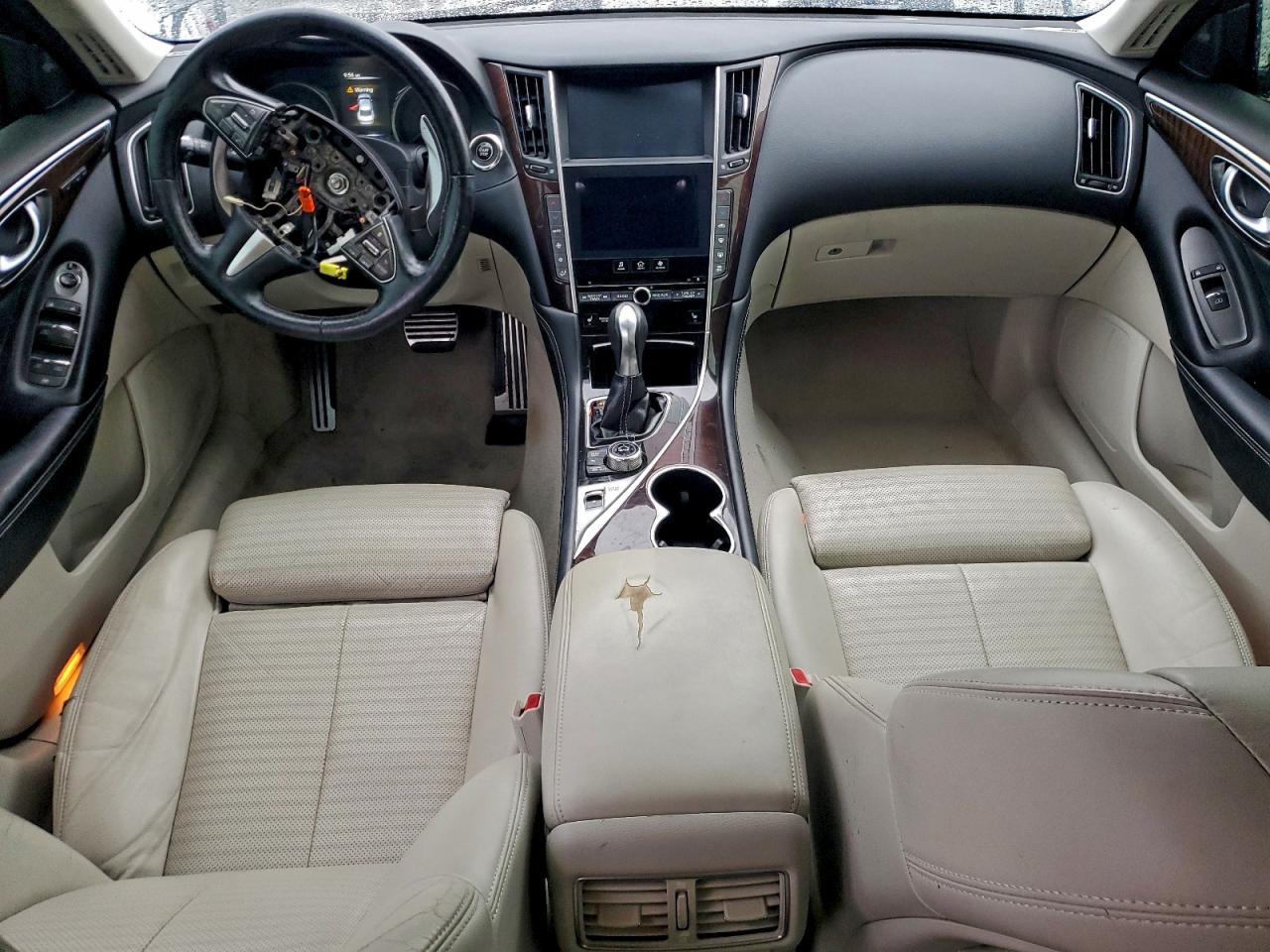 INFINITI Q50 HYBRID PREMIUM