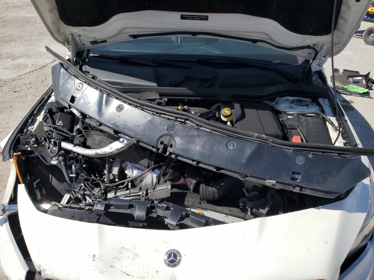 MERCEDES-BENZ CLA-CLASS 250 4MATIC