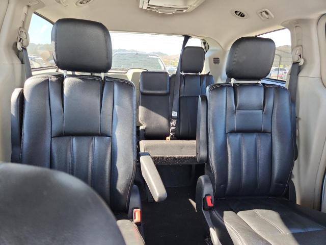 2015 CHRYSLER TOWN & COU #3301875475