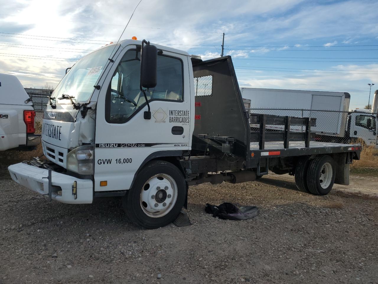 Lot #3301991449 2006 ISUZU NPR