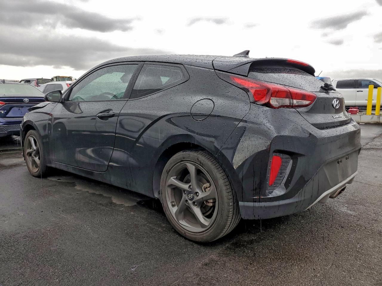 HYUNDAI VELOSTER BASE