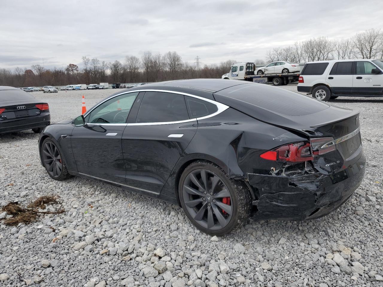 TESLA MODEL S