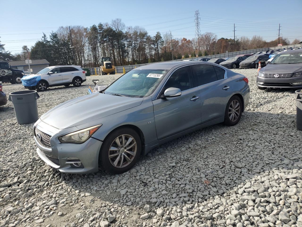 INFINITI Q50 BASE