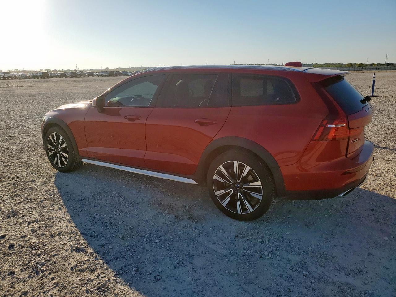 VOLVO V60 T5 MOMENTUM