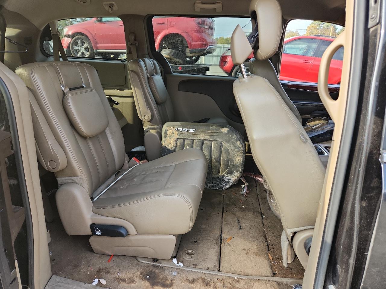 CHRYSLER TOWN & COUNTRY TOURING