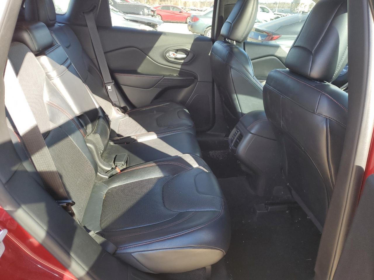 JEEP CHEROKEE TRAILHAWK