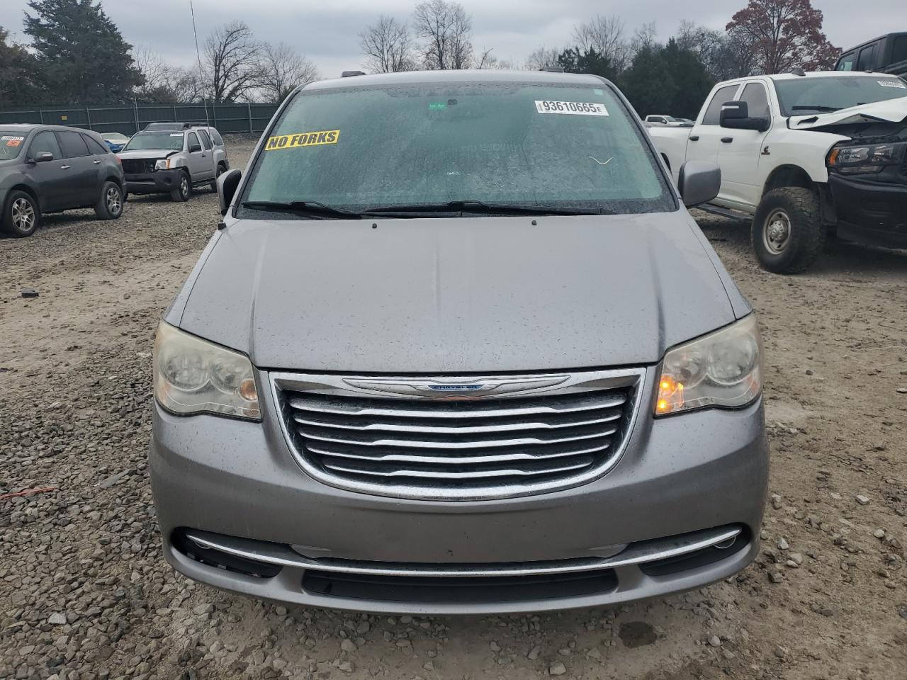 CHRYSLER TOWN & COUNTRY TOURING