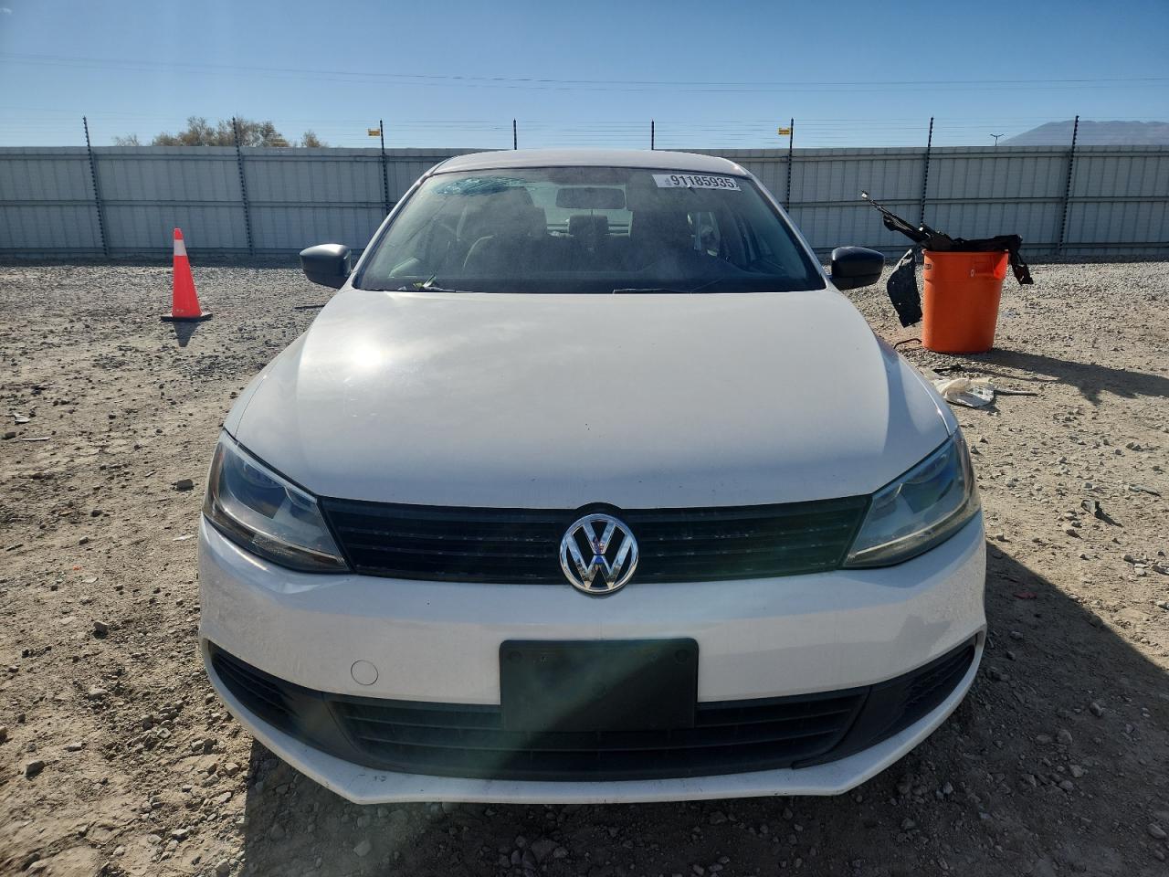 VOLKSWAGEN JETTA BASE
