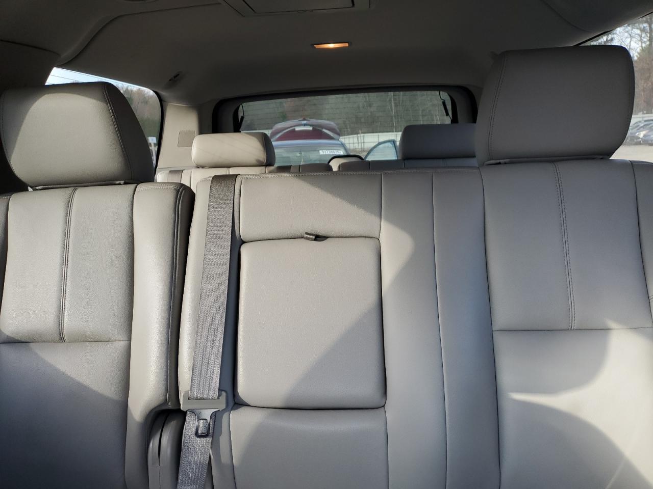 CHEVROLET SUBURBAN K1500 LT