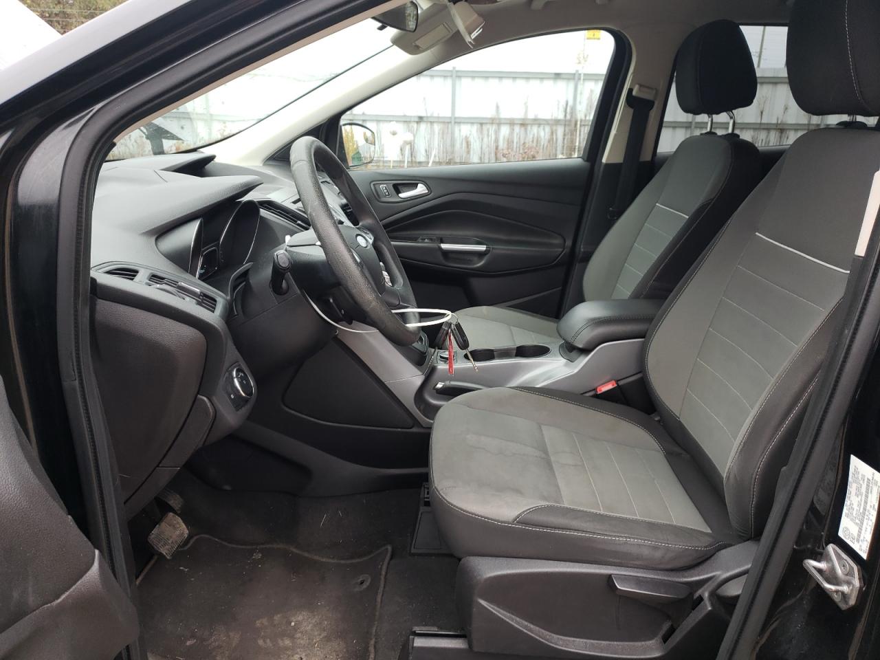 FORD ESCAPE SE