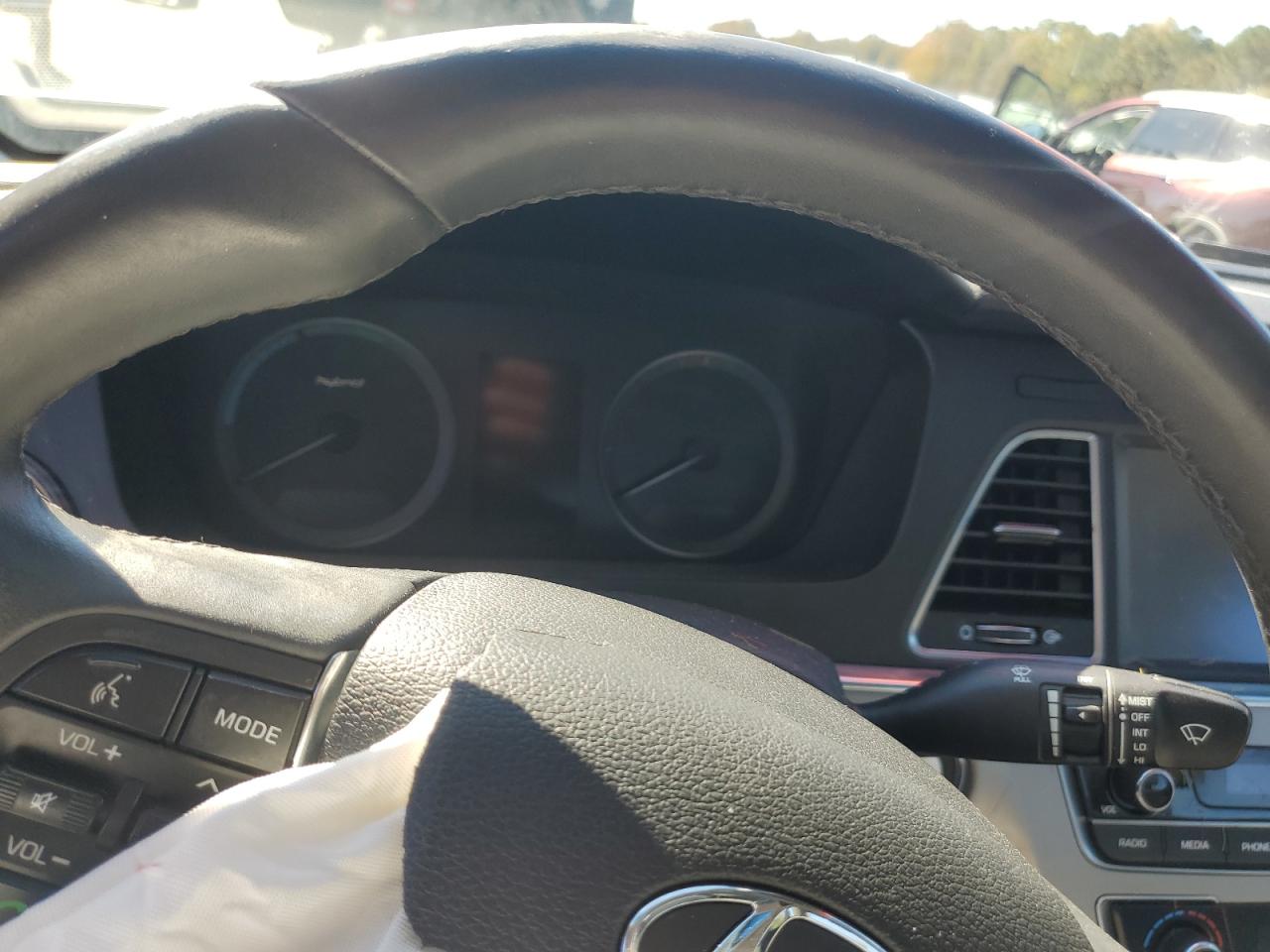 HYUNDAI SONATA HYBRID