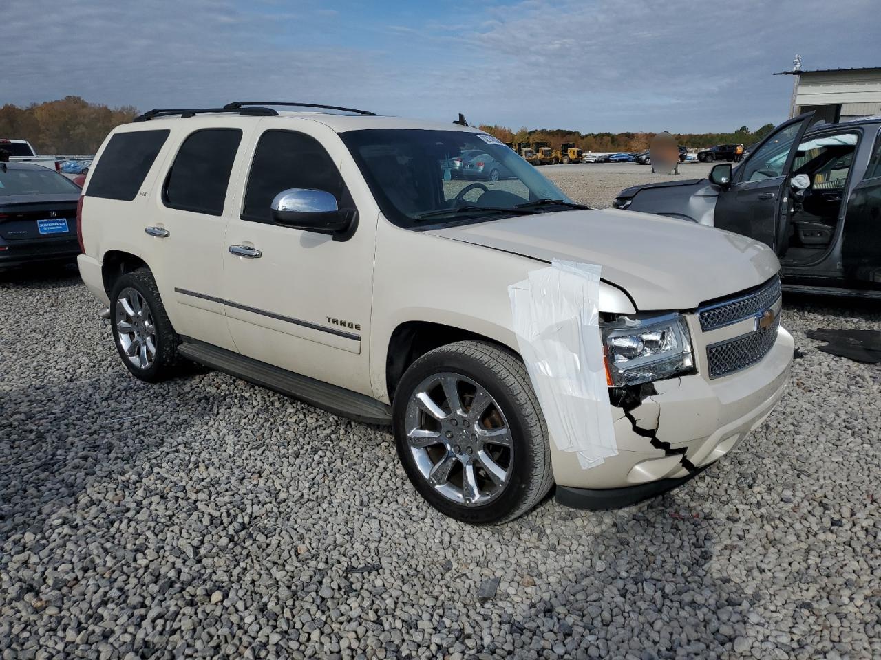 CHEVROLET TAHOE C1500 LTZ