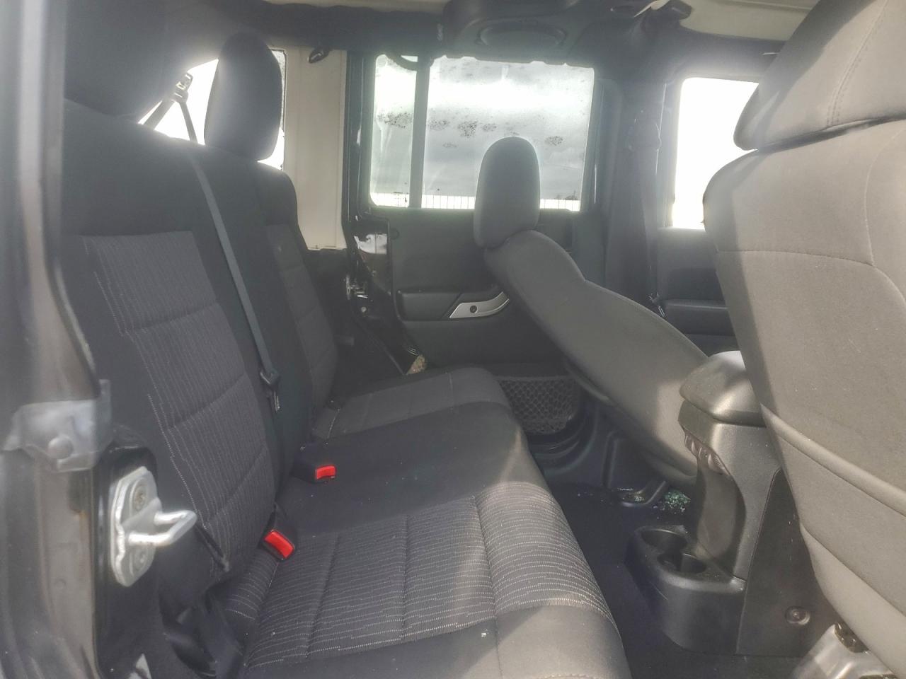 JEEP WRANGLER SAHARA