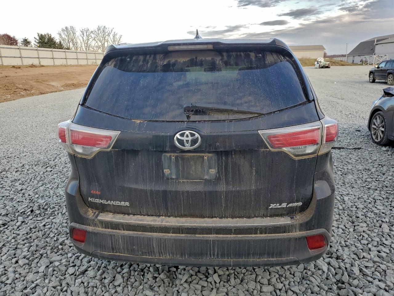 TOYOTA HIGHLANDER XLE