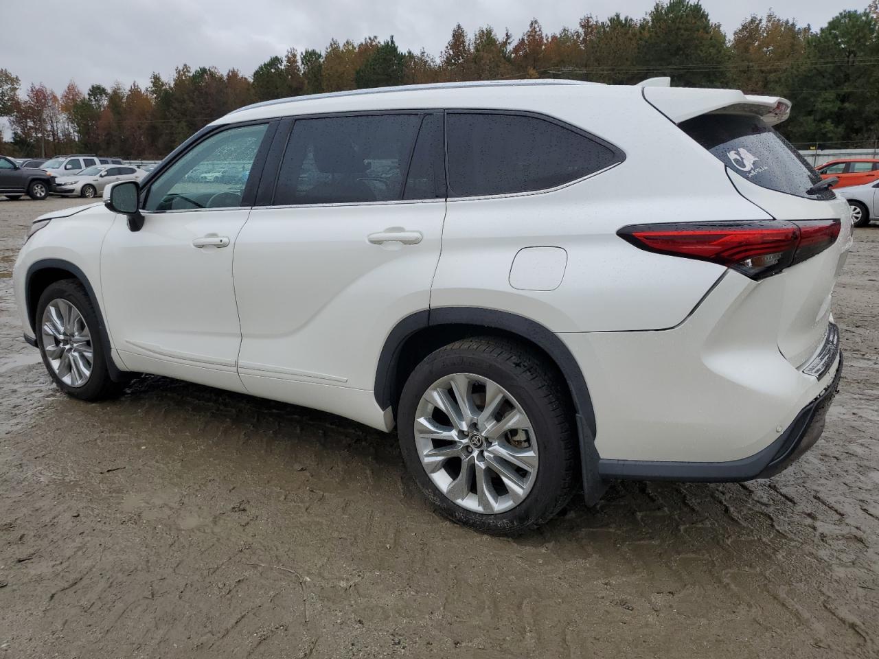 TOYOTA HIGHLANDER LIMITED