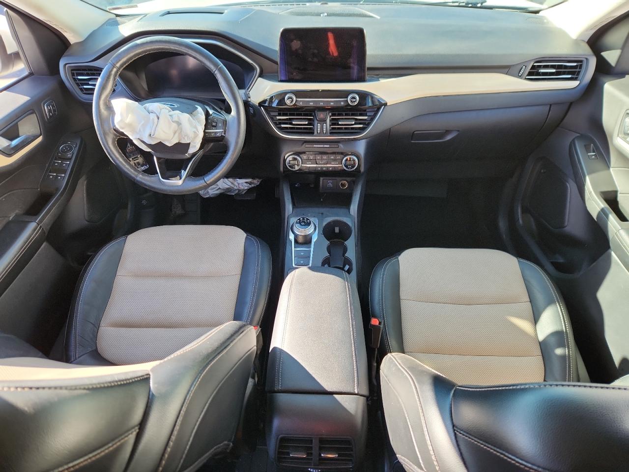 FORD ESCAPE TITANIUM