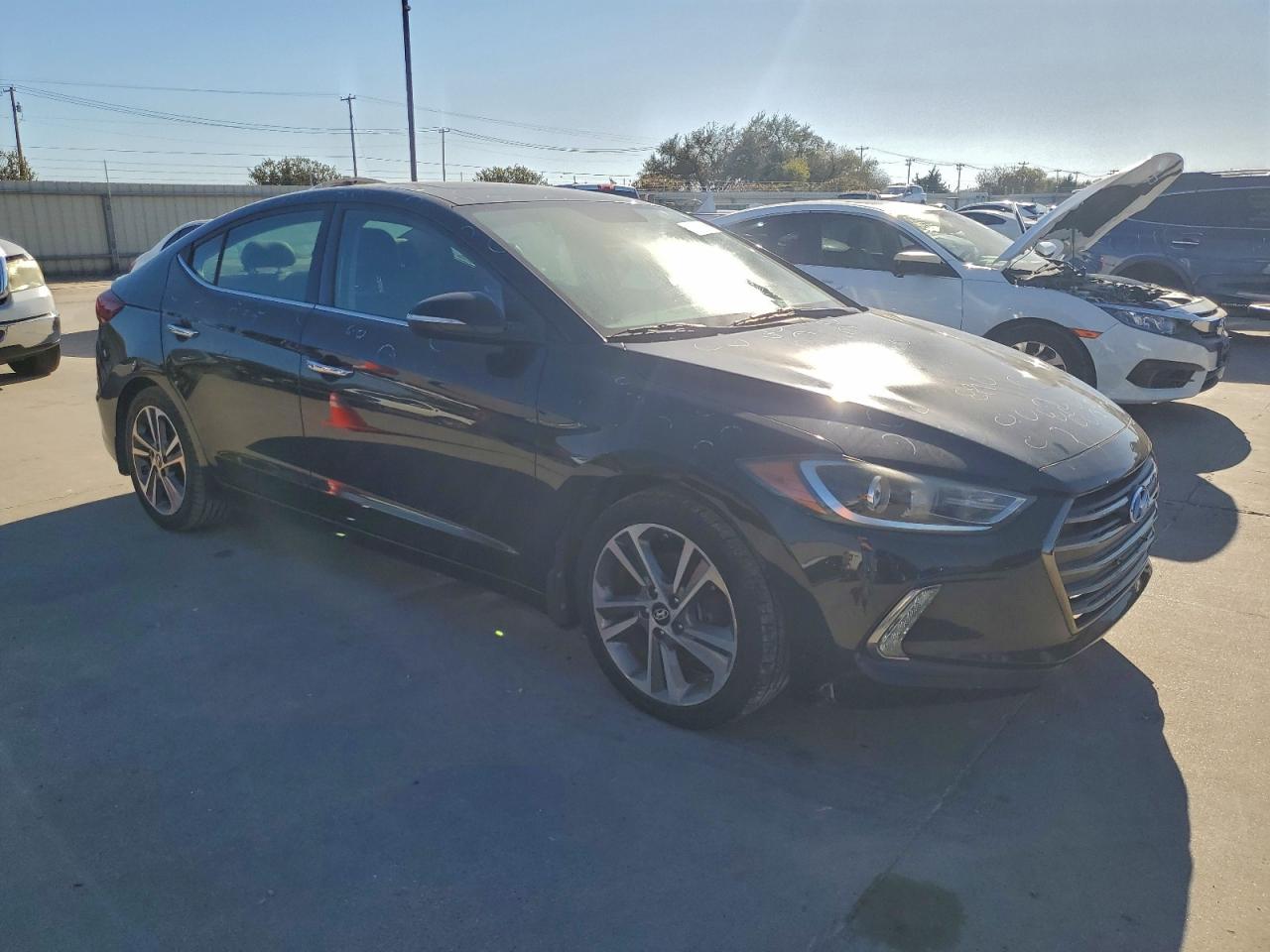 HYUNDAI ELANTRA SE
