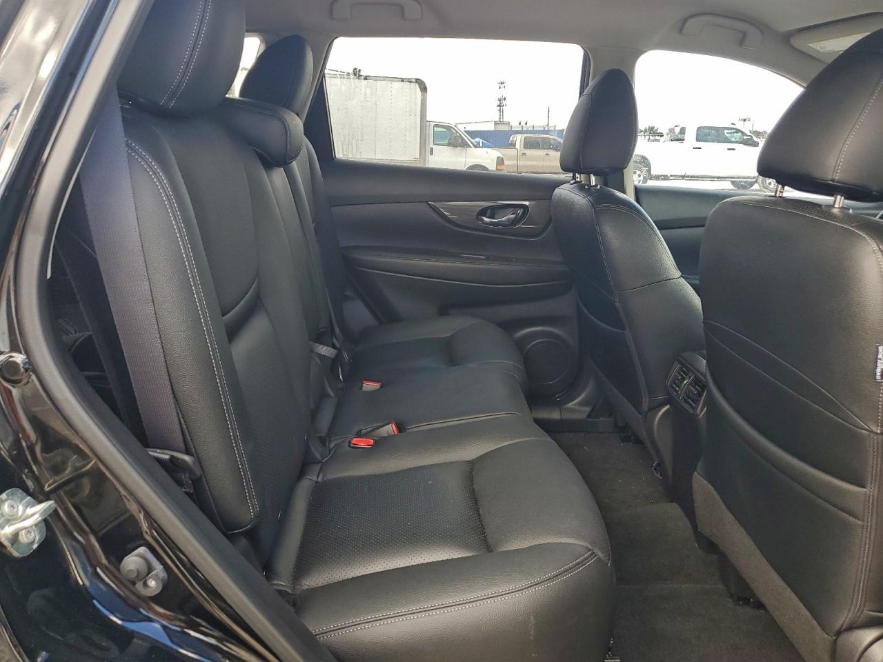 Lot #3309352986 2019 NISSAN ROGUE S