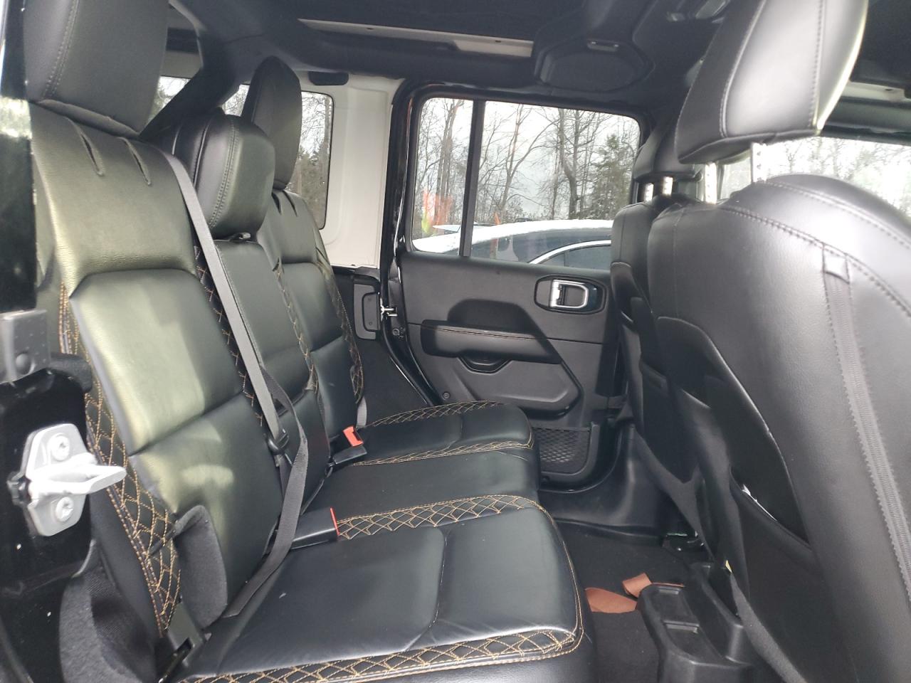 JEEP WRANGLER SAHARA