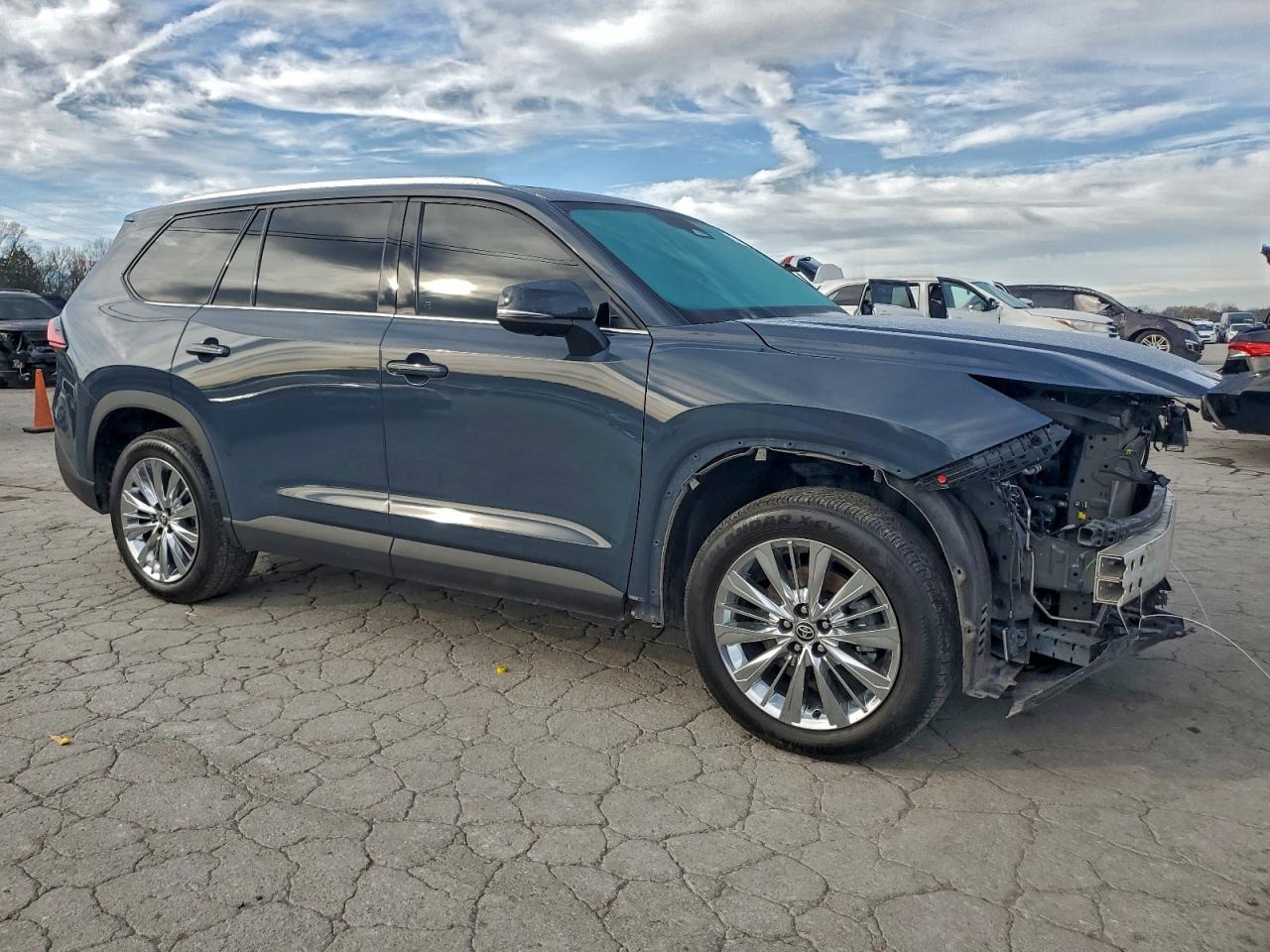 TOYOTA HIGHLANDER XLE