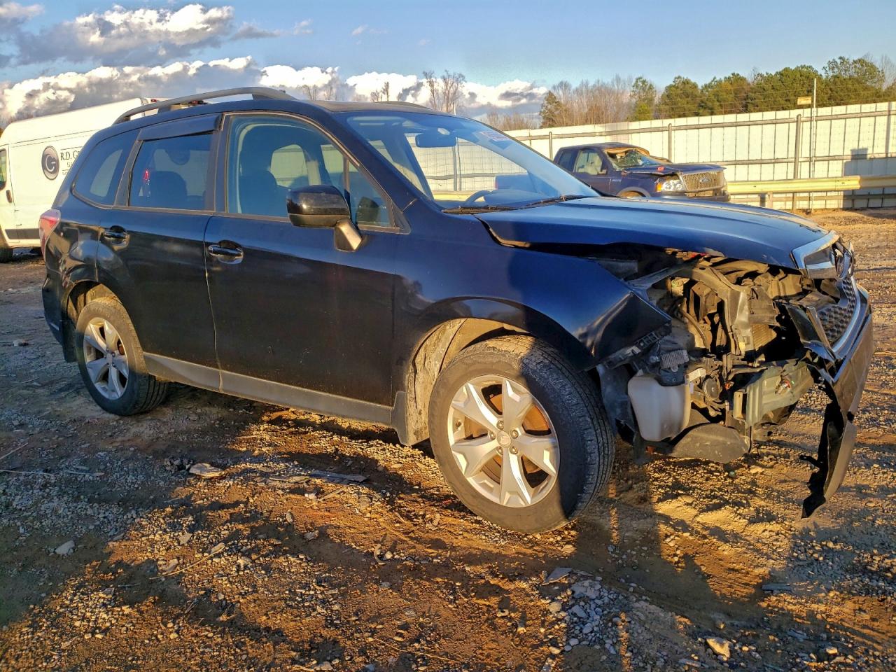 Lot #3301792348 2015 SUBARU FORESTER 2
