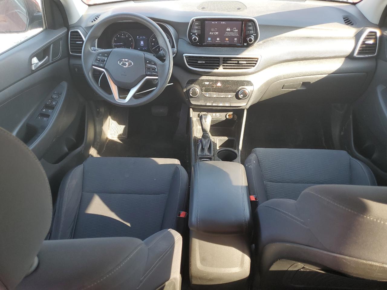 HYUNDAI TUCSON SE