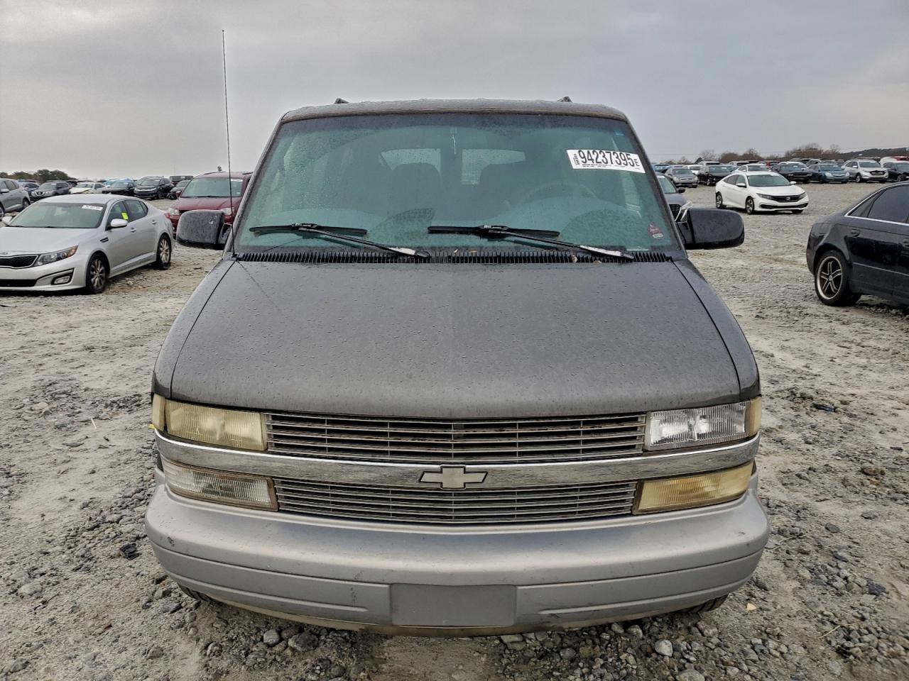 Lot #3297115502 2000 CHEVROLET ASTRO