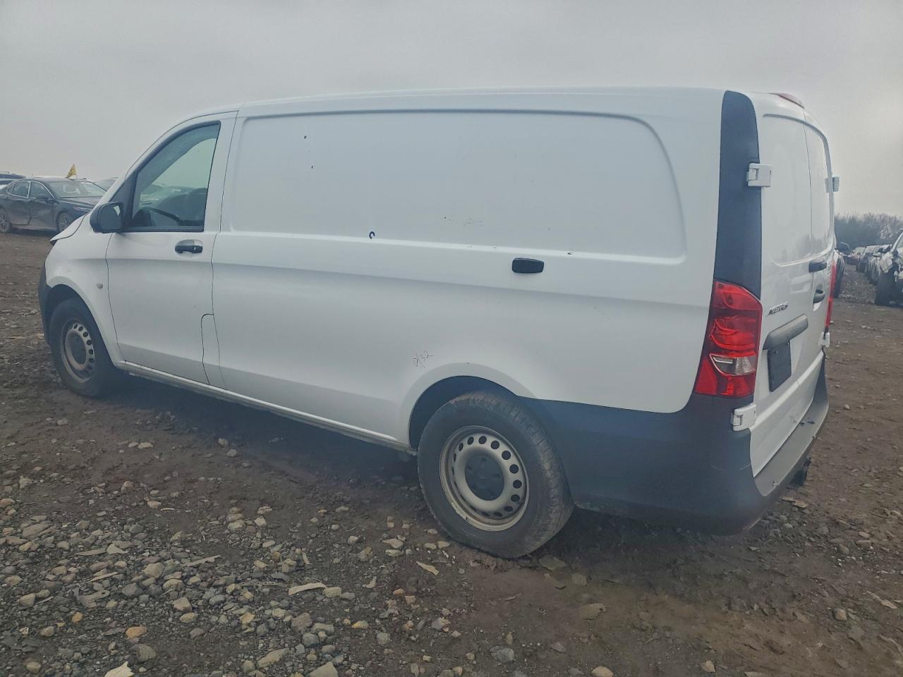 MERCEDES-BENZ METRIS