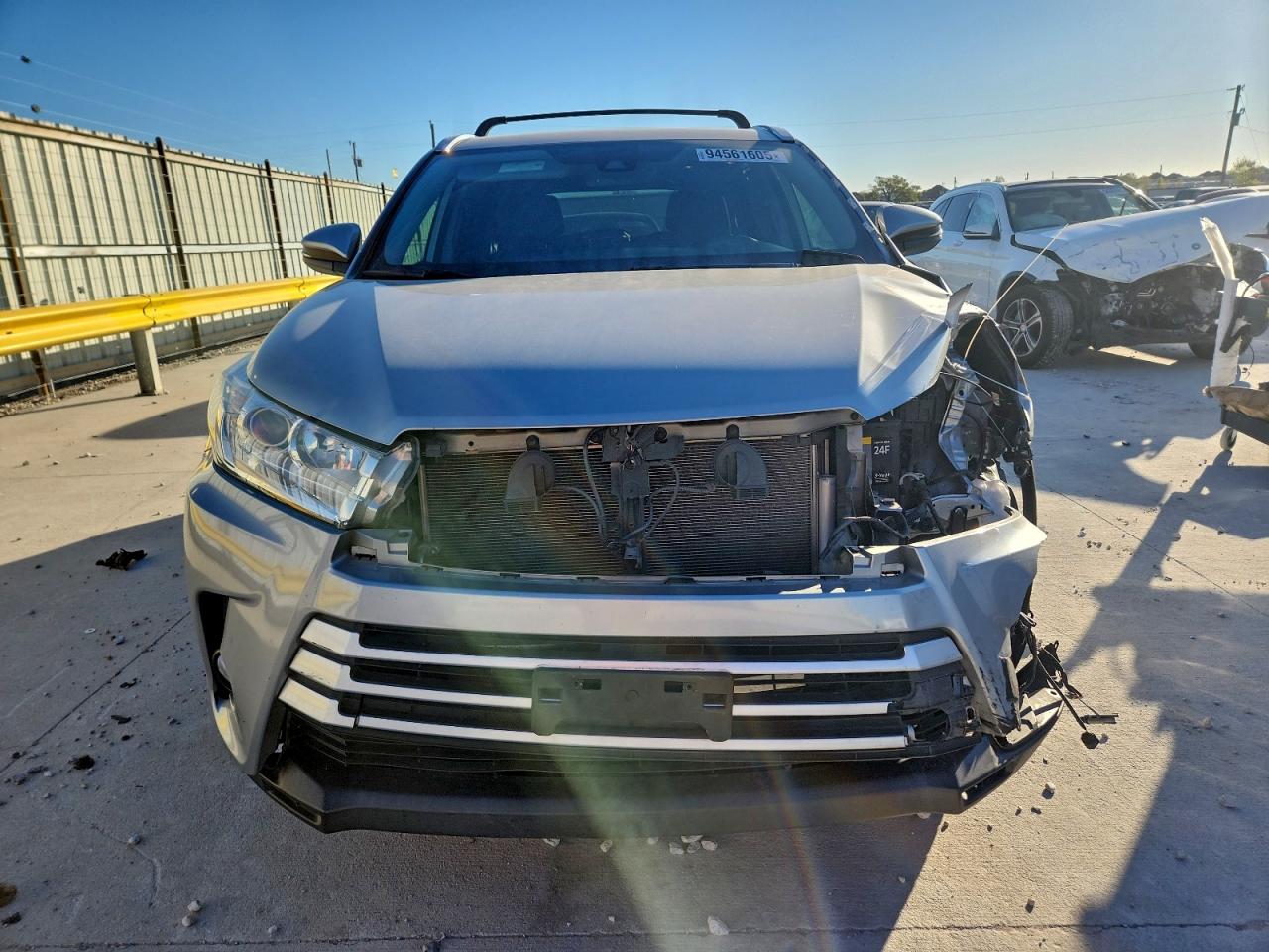 TOYOTA HIGHLANDER SE