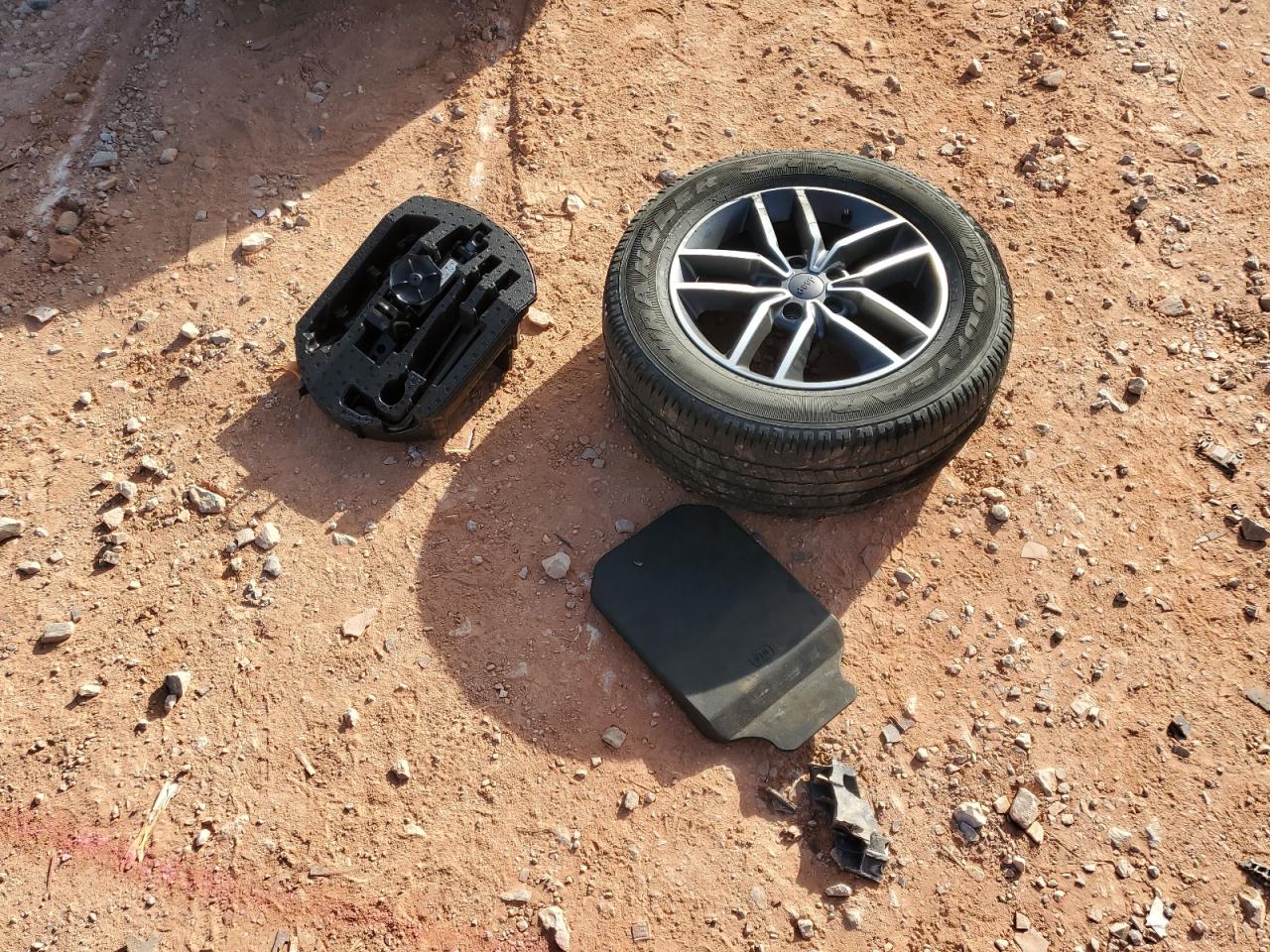 Lot #3303565931 2022 JEEP GRAND CHER